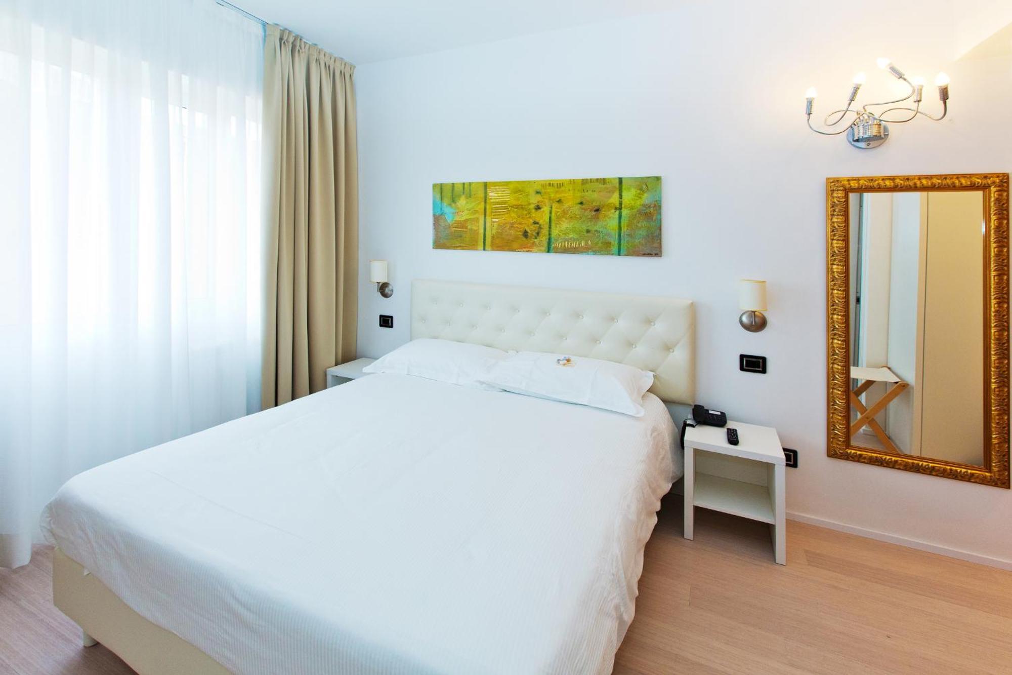 Hotel Maine Finale Ligure Exterior photo